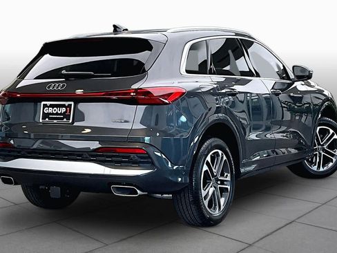 Certified 2025 Audi Q5 Premium AWD/4WD image 12