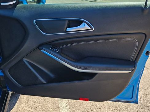 Used 2016 Mercedes-Benz GLA 250 image 18