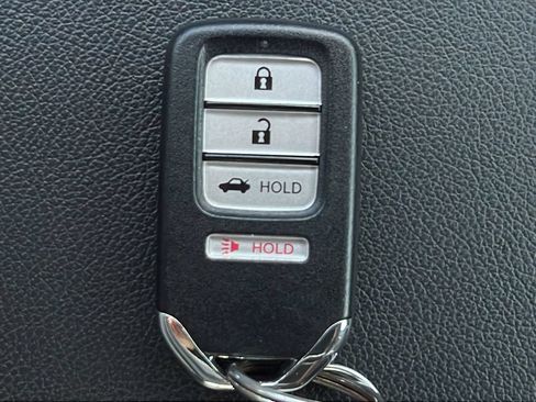 Used 2022 Honda Accord Sport image 22