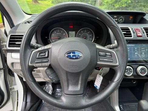 Used 2016 Subaru Forester 2.5i Premium w/ All-Weather Package AWD/4WD image 12