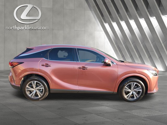 Certified 2025 Lexus RX 350 Premium w/ Accessory Package (Z1) FWD image 4