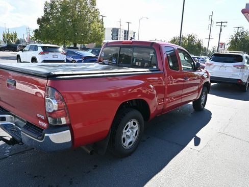 Used 2015 Toyota Tacoma PreRunner image 9