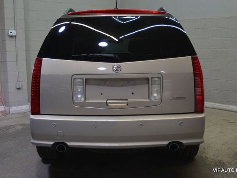 Used 2008 Cadillac SRX w/ Utility Package RWD image 6