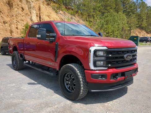 Used 2024 Ford F250 Lariat w/ Lariat Ultimate Package AWD/4WD image 2