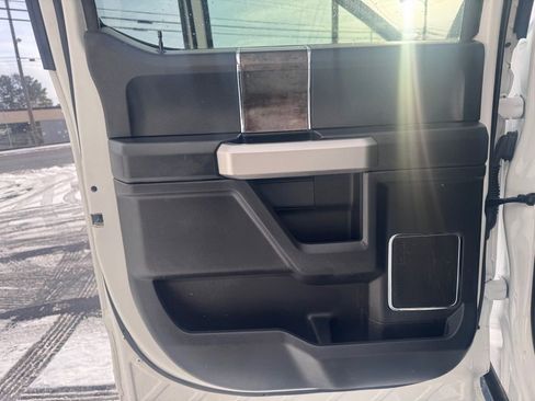 Used 2022 Ford F350 Lariat w/ Lariat Ultimate Package image 23