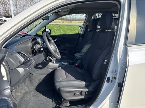Used 2024 Subaru Forester Premium image 16