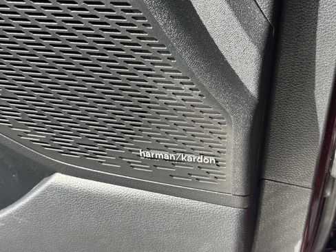 Used 2024 Hyundai Palisade Limited image 24