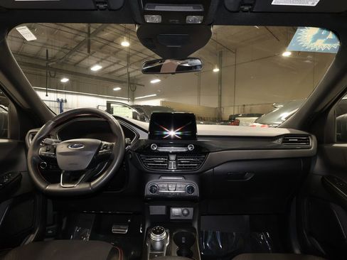 Used 2024 Ford Escape ST-Line image 28