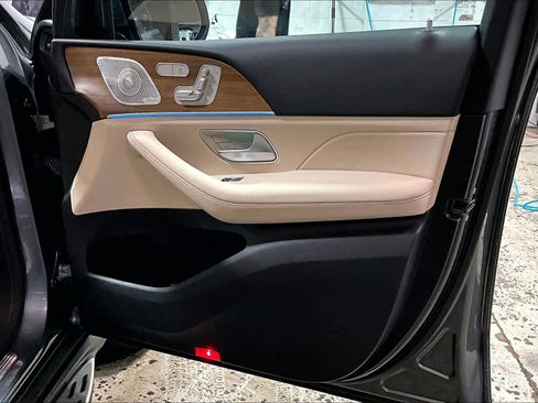 Used 2023 Mercedes-Benz GLE 350 4MATIC image 23