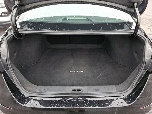 Used 2024 Nissan Sentra SV image 28