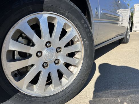 Used 2005 Buick Le Sabre Limited w/ Gran Touring Package image 13