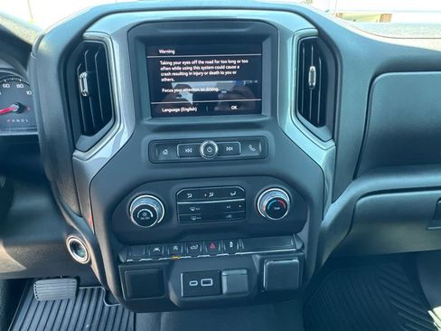Used 2025 Chevrolet Silverado 1500 Custom AWD/4WD image 29