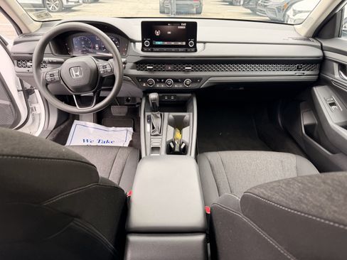 Used 2023 Honda Accord EX image 13