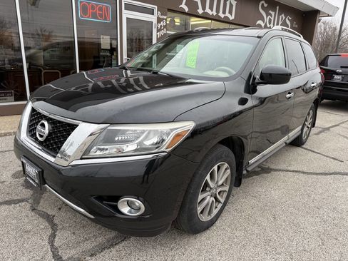 Used 2015 Nissan Pathfinder SL w/ Cargo Package image 1