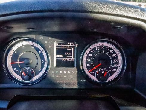 Certified 2024 RAM 1500 Classic SLT image 25