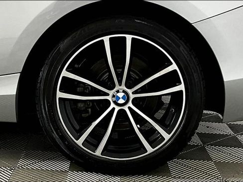 Used 2020 BMW 230i xDrive Convertible image 8