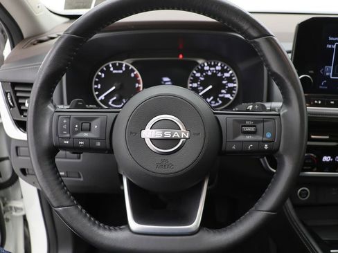 Used 2023 Nissan Rogue SL w/ SL Premium Package image 17