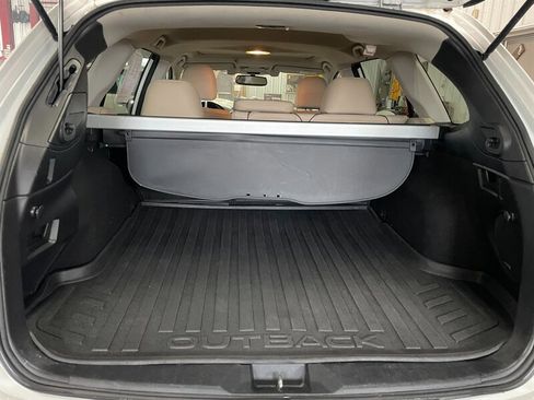 Used 2015 Subaru Outback 2.5i Limited image 24