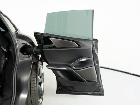 Used 2025 Ferrari Purosangue AWD/4WD image 43