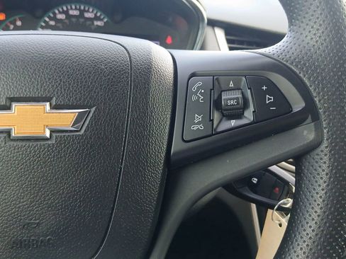 Used 2020 Chevrolet Trax LS w/ Tint and Cruise Package FWD image 28