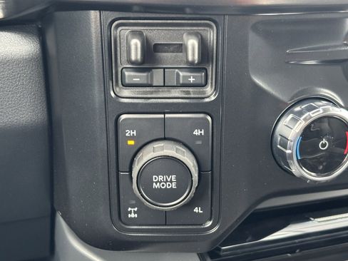 New 2026 Ford F350 Lariat w/ Chrome Package image 4