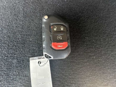 Used 2018 Jeep Wrangler Unlimited Sport S AWD/4WD image 37