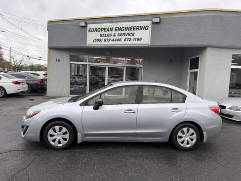 Used 2016 Subaru Impreza 2.0i AWD/4WD image 4