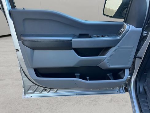 Used 2022 Ford F150 XLT AWD/4WD image 6