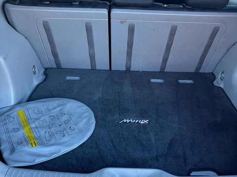 Used 2010 Toyota Matrix image 15