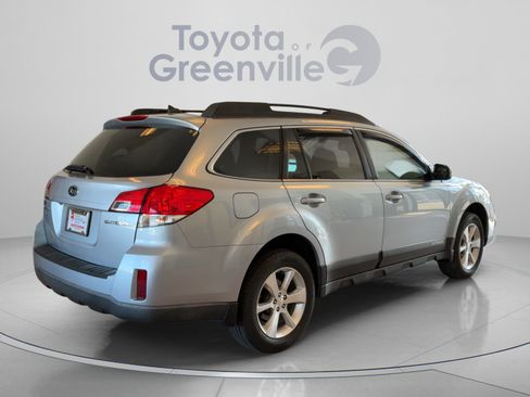 Used 2014 Subaru Outback 2.5i Limited w/ Moonroof Package AWD/4WD image 6