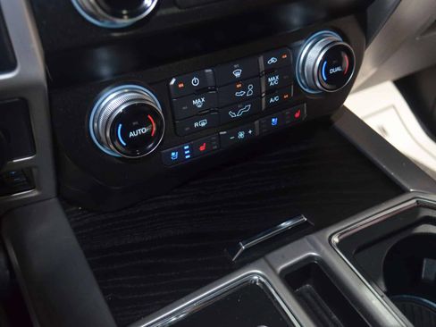 Used 2020 Ford F150 Platinum w/ Equipment Group 701A Luxury image 28