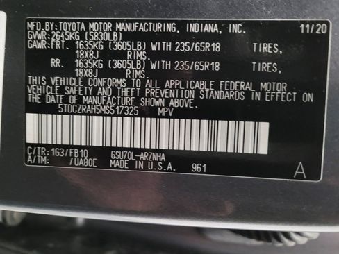 Used 2021 Toyota Highlander L FWD image 33