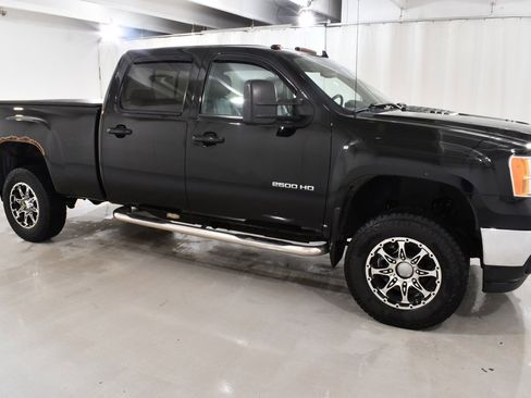 Used 2013 GMC Sierra 2500 SLT w/ SLT Convenience Package image 5