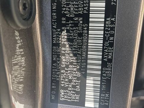 Used 2024 Toyota Camry SE FWD image 14