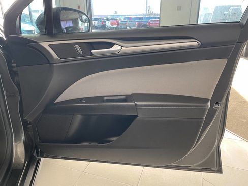 Used 2016 Ford Fusion S image 23