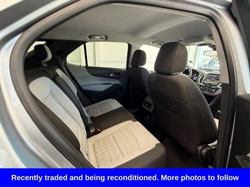 Used 2024 Chevrolet Equinox LS w/ LS Convenience Package FWD image 16