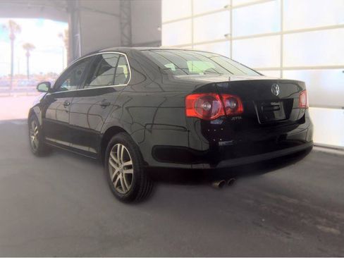 Used 2006 Volkswagen Jetta 2.5 FWD image 8