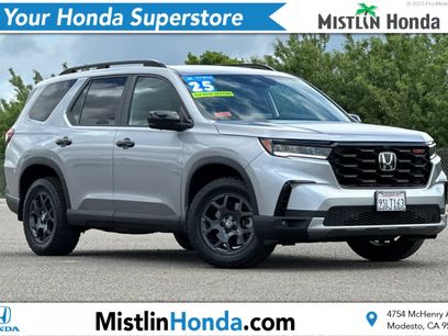 Certified 2025 Honda Pilot TrailSport