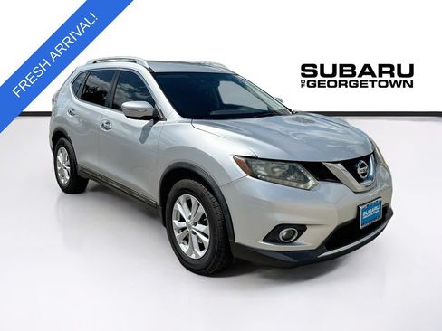 Used 2014 Nissan Rogue SV FWD image 1