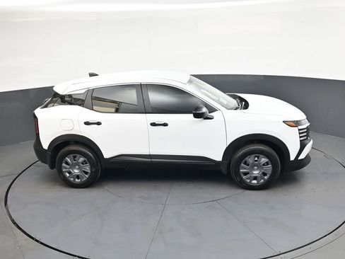 New 2026 Nissan Kicks S FWD image 28