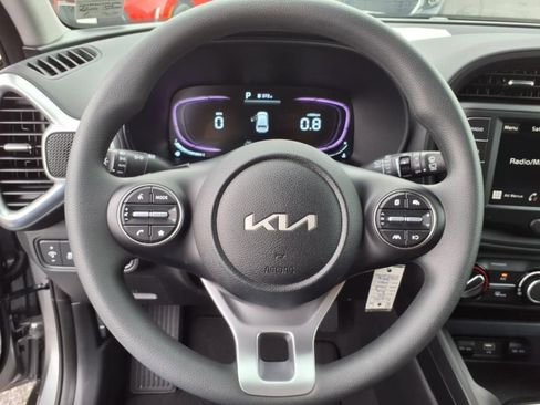 New 2025 Kia Soul LX image 19