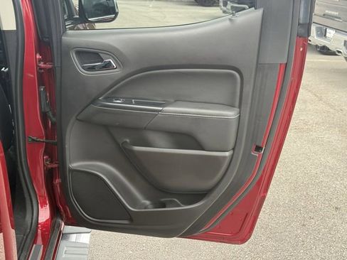 Used 2017 GMC Canyon SLT w/ Driver Alert Package AWD/4WD image 35