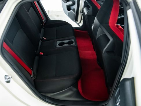 Used 2025 Honda Civic Type R image 15