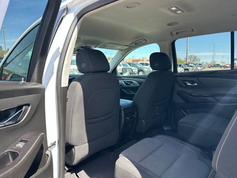 Used 2020 Chevrolet Traverse LT AWD/4WD image 19