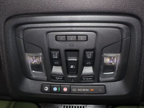 Used 2025 GMC Sierra 2500 AT4 AWD/4WD image 33