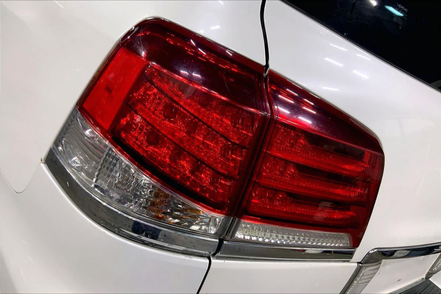 Used 2013 Lexus LX 570 4WD image 29