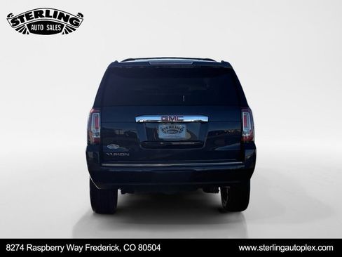 Used 2020 GMC Yukon Denali w/ Denali Premium Package image 4