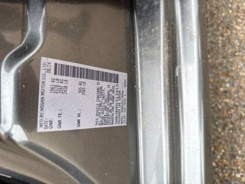 Used 2025 Nissan Altima 2.5 S FWD image 34