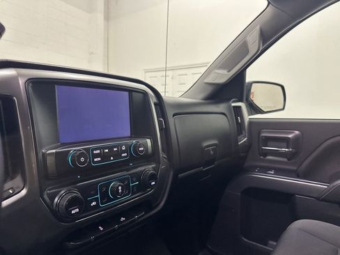 Used 2018 Chevrolet Silverado 1500 LT w/ All Star Edition AWD/4WD image 34
