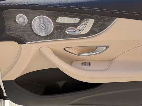 Used 2021 Mercedes-Benz E 450 4MATIC Cabriolet image 25